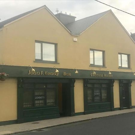 Central House Shillelagh Bagian luar foto